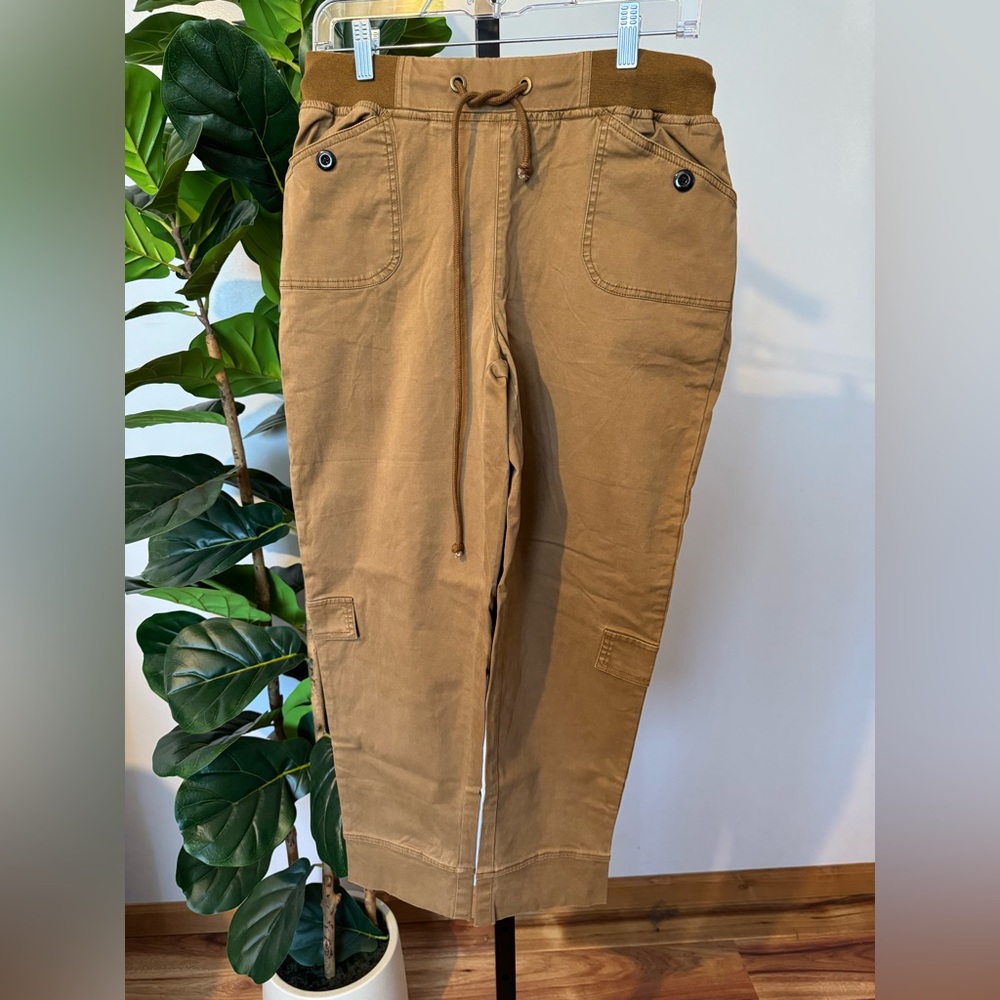 Women's Drawstring Cargo Jeans in Tan